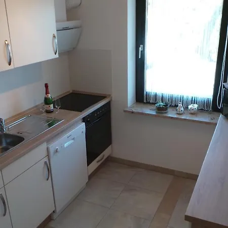 Ferien Im Reetdachhaus *