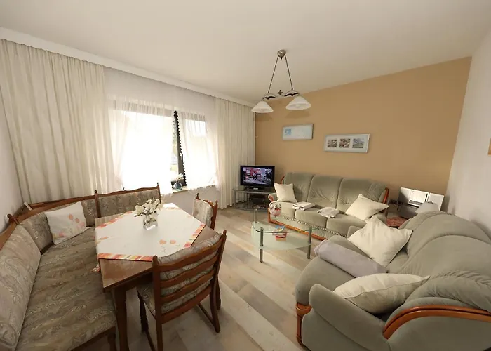 Appartamento Ferien Im Reetdachhaus