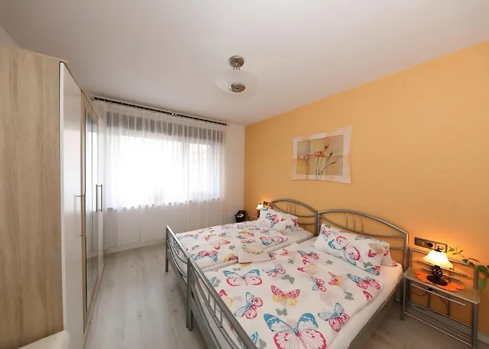 Ferien Im Reetdachhaus *