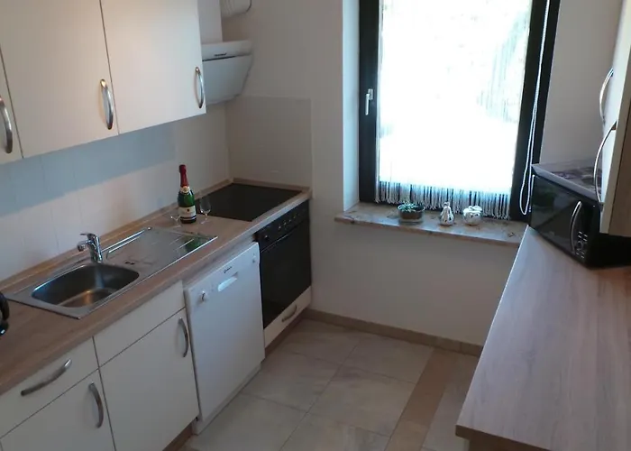 Ferien Im Reetdachhaus *